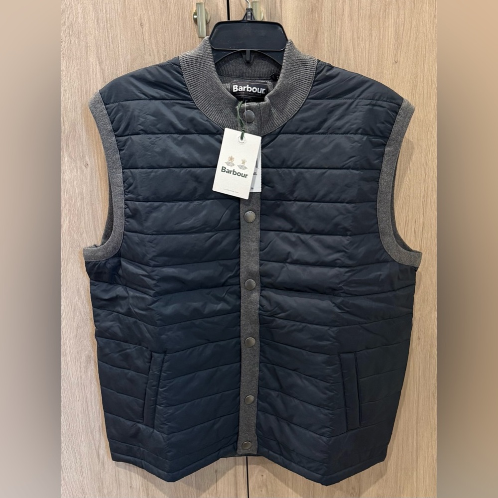 NWTs Barbour Men’s Mixed Media Essential Gilet/Vest. Mid Grey. Size XL